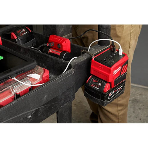 Milwaukee M18™ TOP-OFF™ 175W Power Supply (175W)